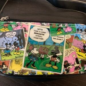 Disney Mickey Mouse Comics Vinyl Purse Cartoon Zip